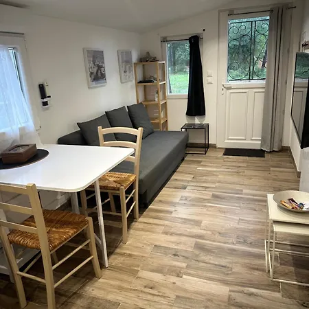 La Maisonnette De Chantecoucou Le Cannet-des-Maures Buitenkant foto